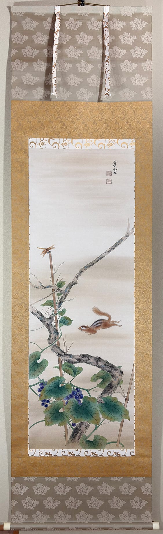 葡萄に栗鼠（ぶどうにりす）