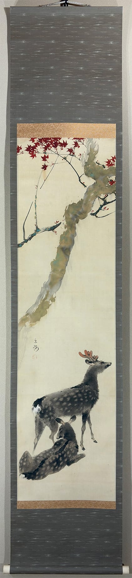 紅葉双鹿
